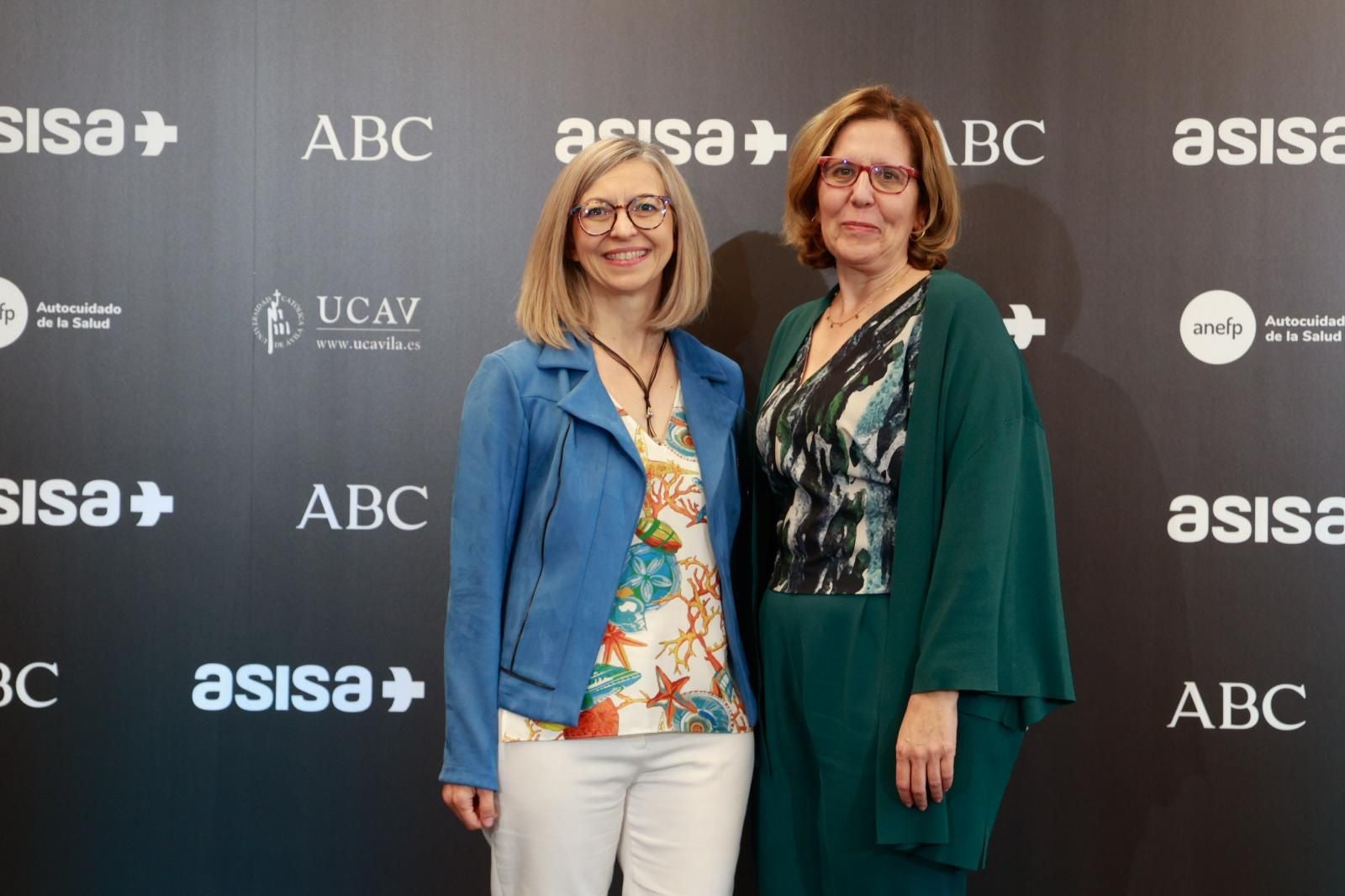 Sandra Rebollo, PR & External Communications Manager de Fundación Lilly y Elena Rodríguez Cobos, external Communications y ESG Manager de Fundación Lilly