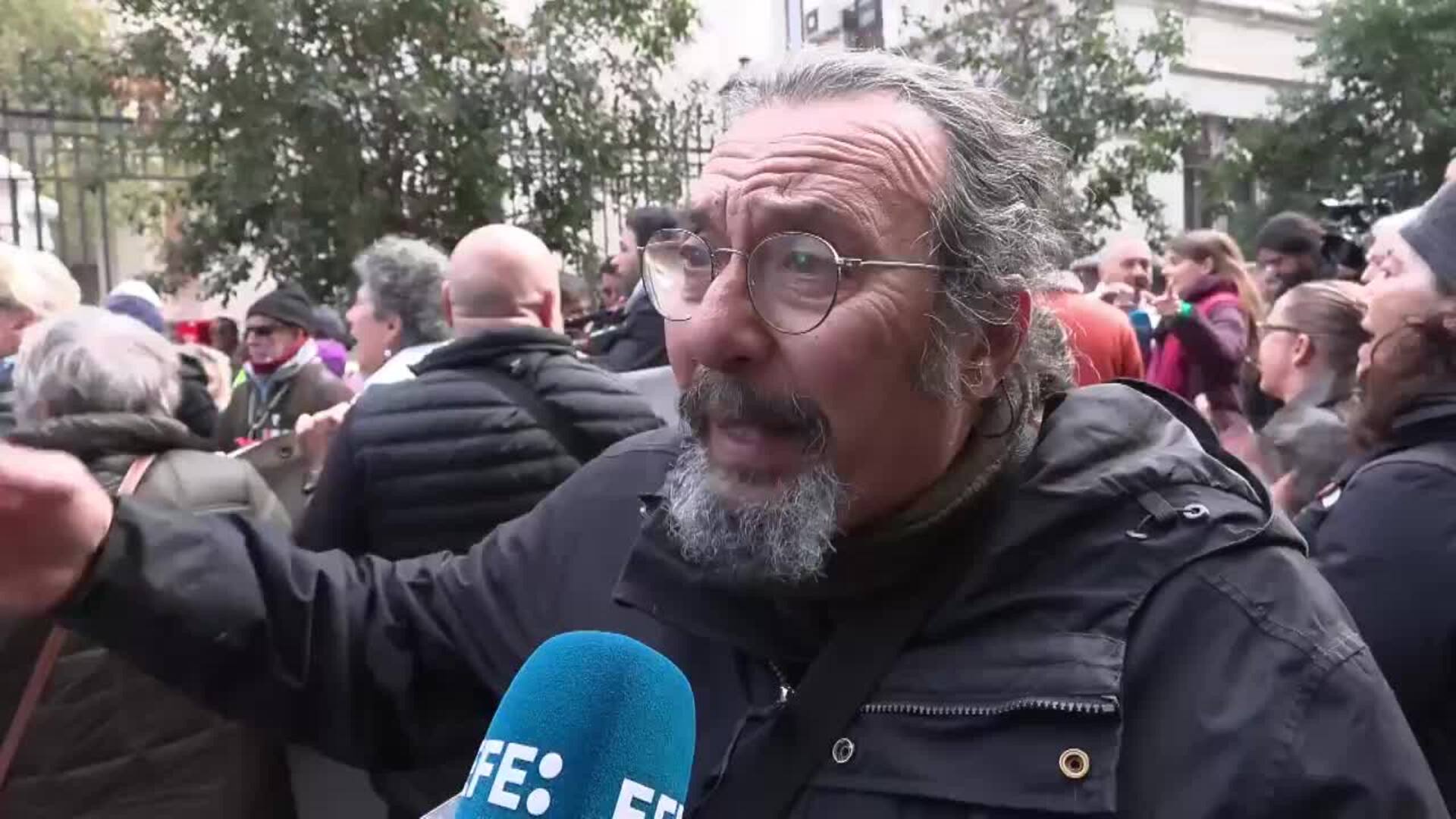 Unas 300 personas protestan en Madrid contra la gestión privada de ...