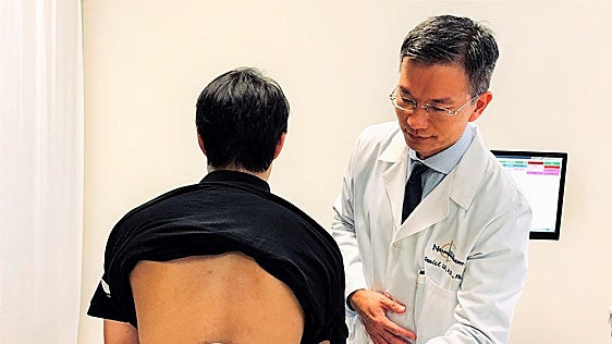 ¿Sirve la faja médica para el dolor lumbar? Esto es lo que dice la última evidencia científica