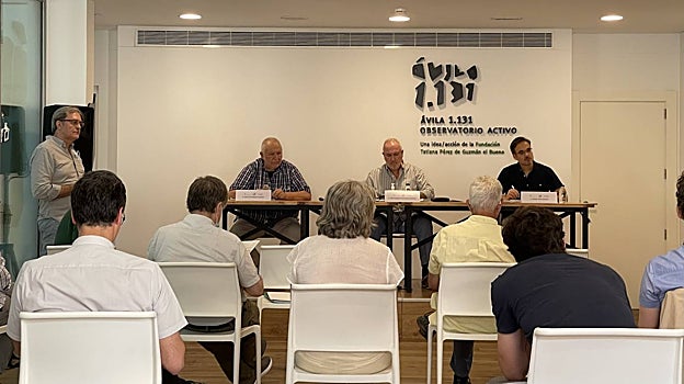 Una de las sesiones de trabajo del seminario