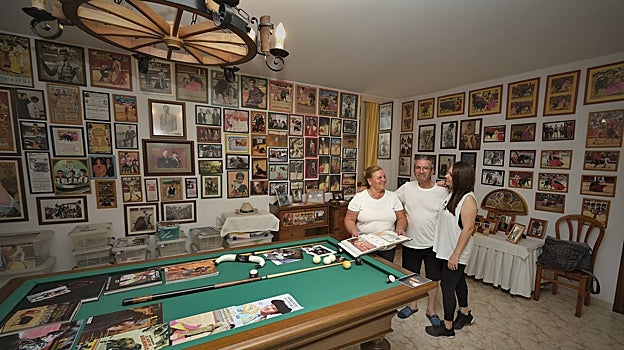 EN LAS ENTRAÑAS DEL MORANTISMO: CUANDO LOS PARTIDARIOS CABÍAN EN UNA FURGONETA