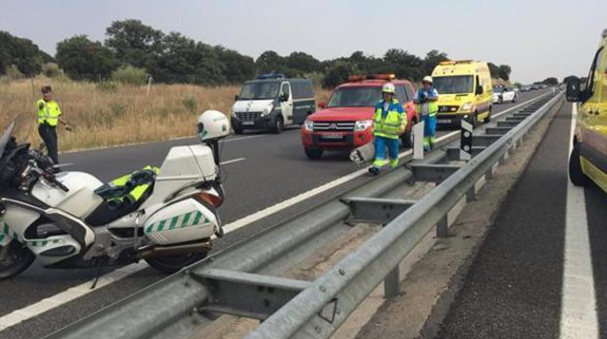 Muere un motorista en un accidente en la autovía A-4 en Sevilla