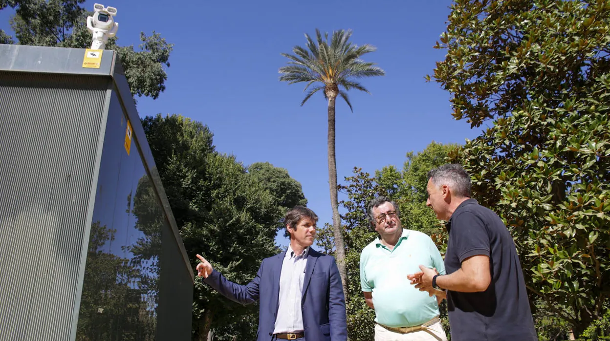 El Ayuntamiento comienza a instalar las cámaras de vigilancia en los parques de Sevilla