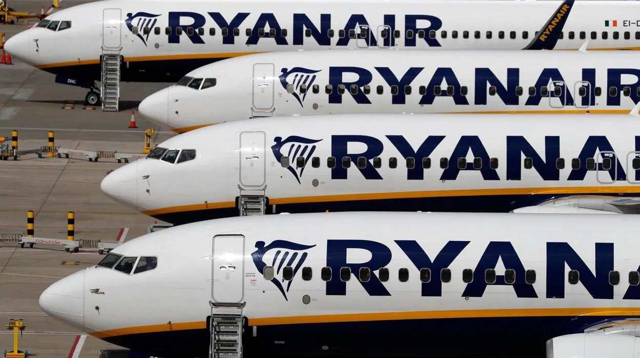 La segunda jornada de huelga de los tripulantes de cabina de Ryanair provoca 42 vuelos con retrasos en Andalucía
