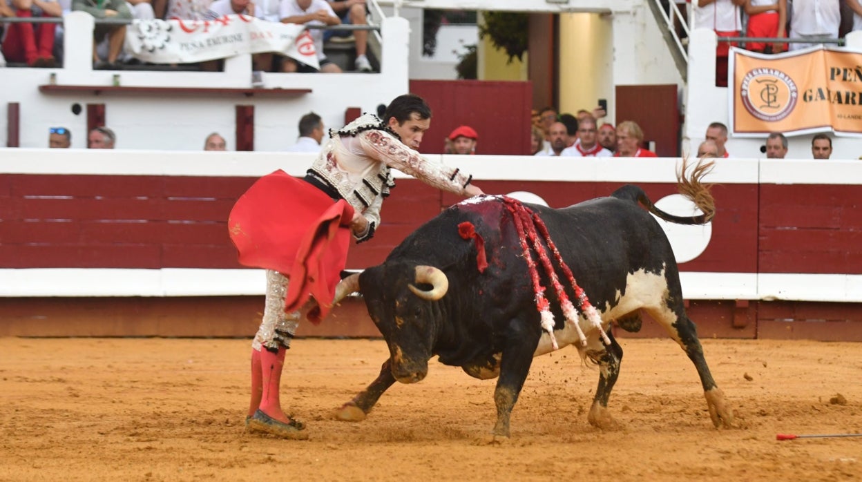 Luque y La Quinta firman el cénit de la temporada en la plaza de Dax