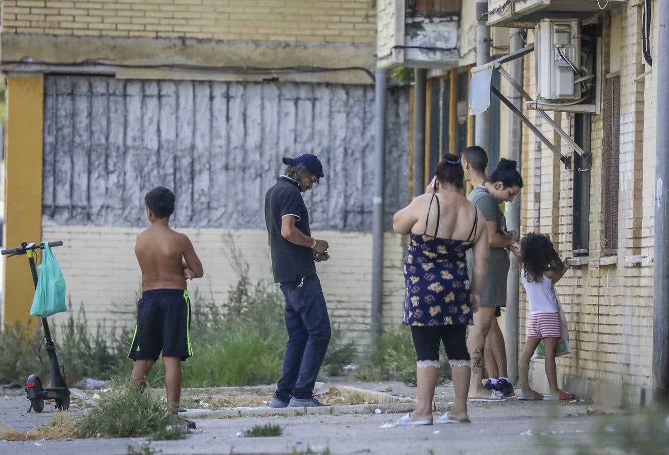 Las llamadas ventanitas son un tipo de mercado negro muy asentado en Sevilla