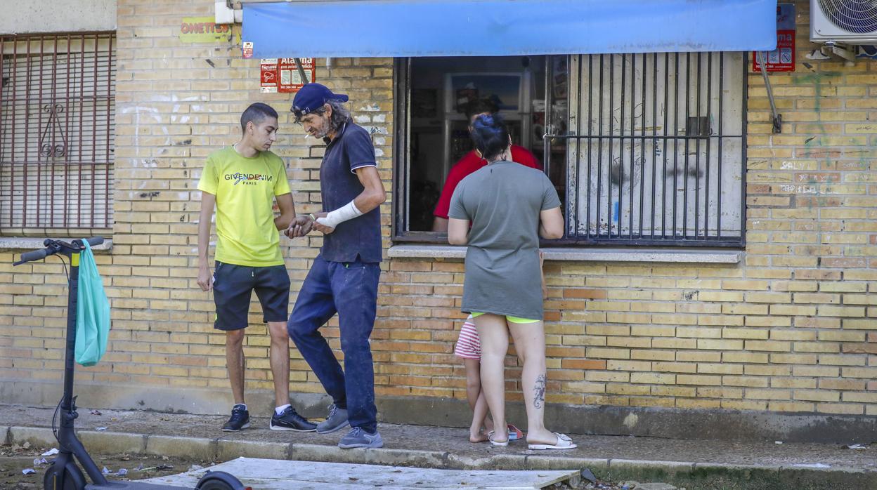 El comercio ilegal de las 'ventanitas' sigue eludiendo los controles en Sevilla
