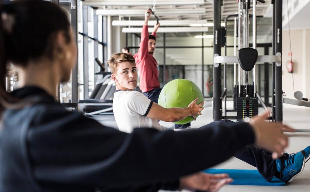 El Instituto de Posgrado CEU Andalucía aumenta su apuesta por el deporte