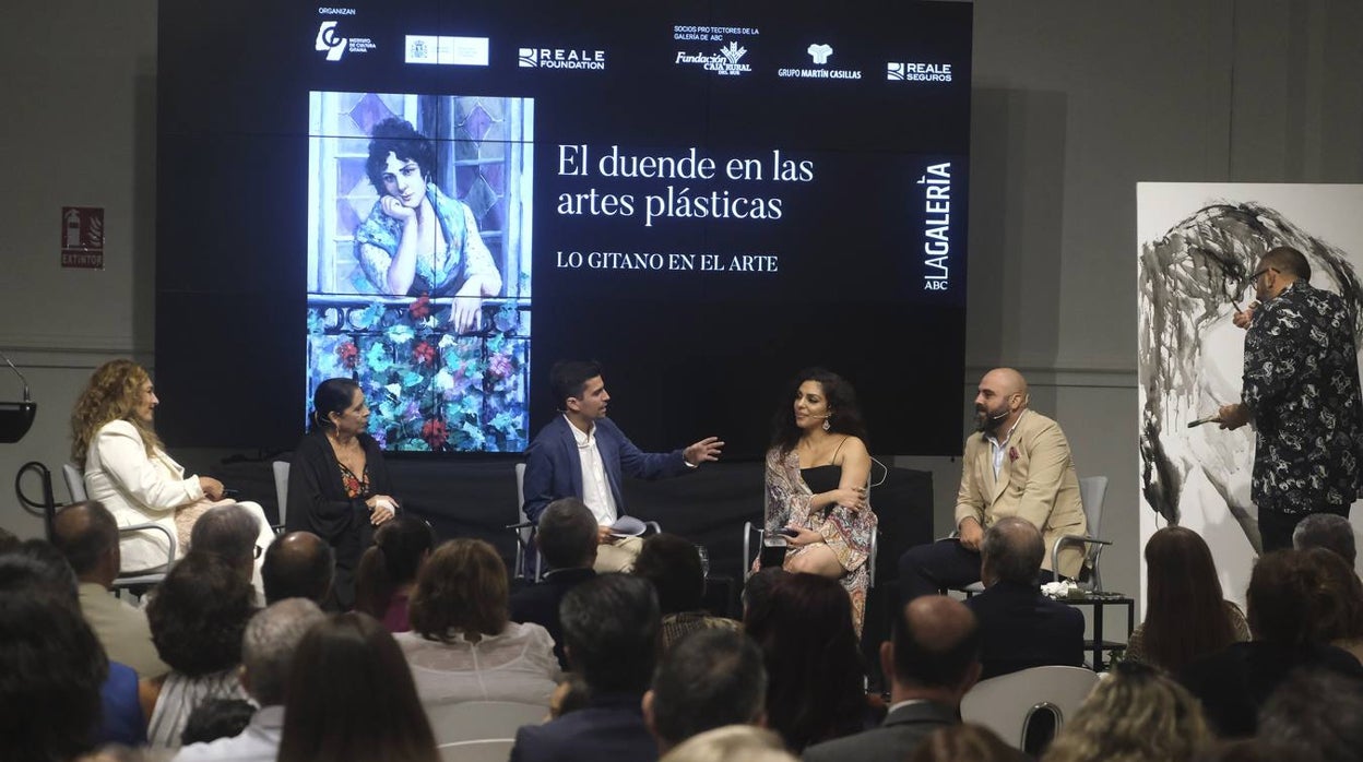 La Galería de ABC se abre al duende del arte gitano