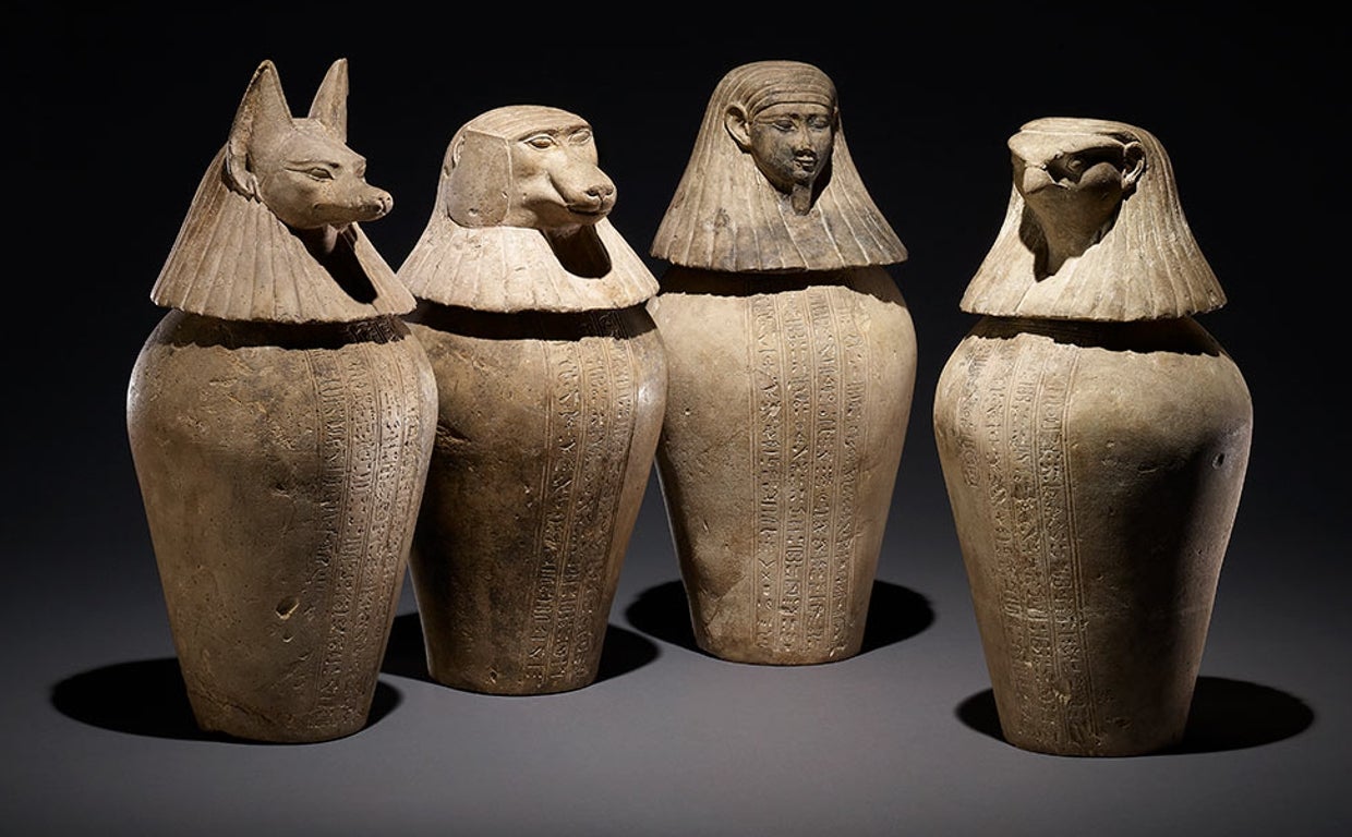 Vasos canópicos de la Djedbastiufankh Hawara, de la Dinastía XXX de Egipto que se verán en la exposición de las momias