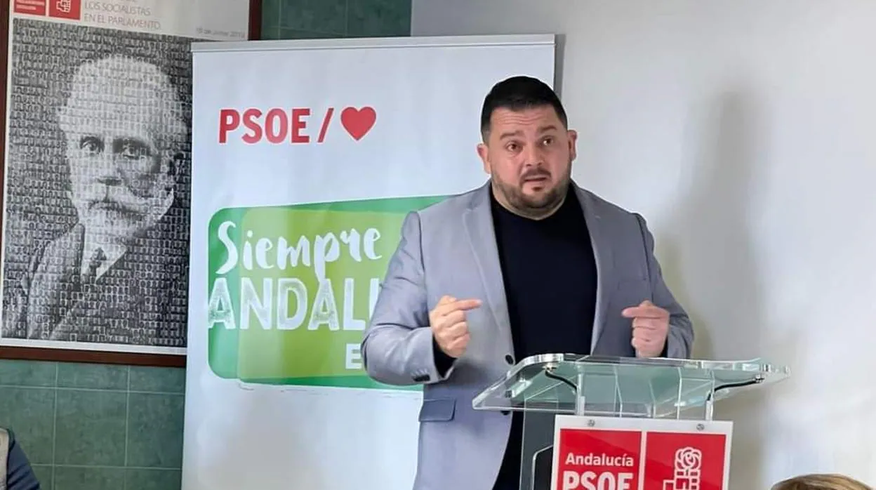 Se retira de la vida política el alcalde de El Rubio (PSOE) a los 38 años por «problemas de salud»