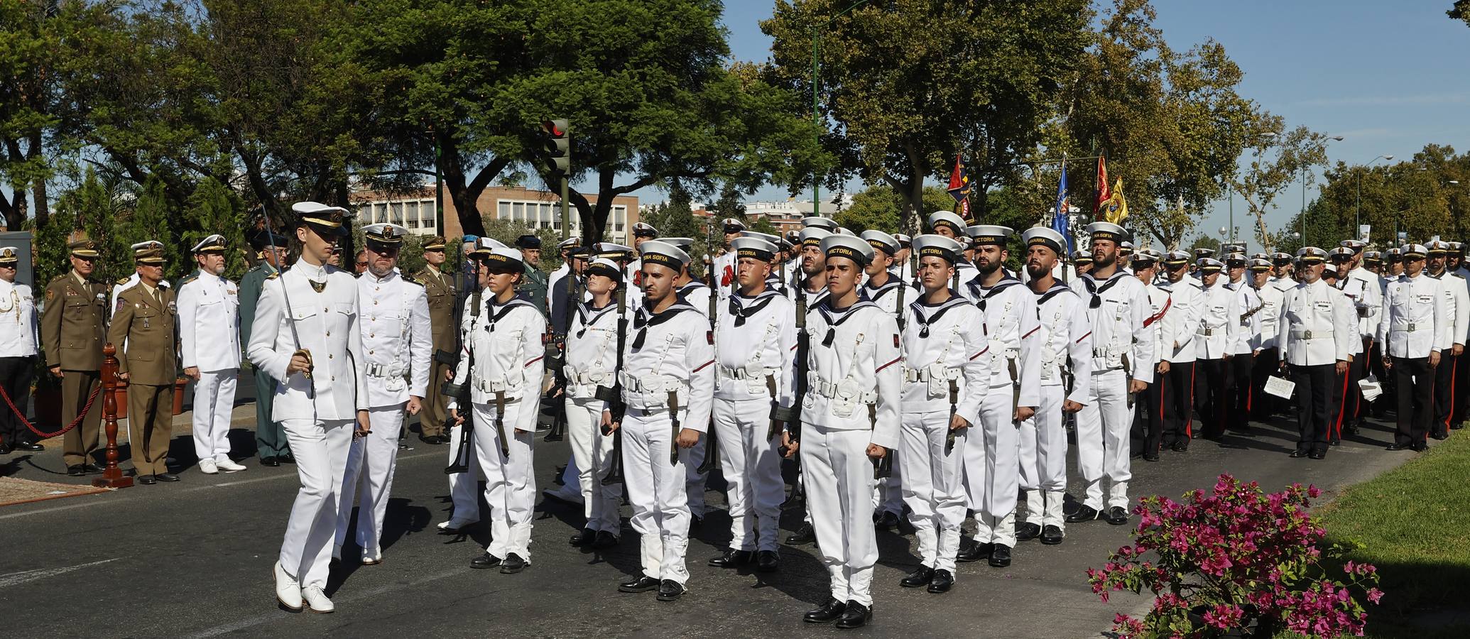 Homenaje a Elcano en la glorieta de los Marineros Voluntarios