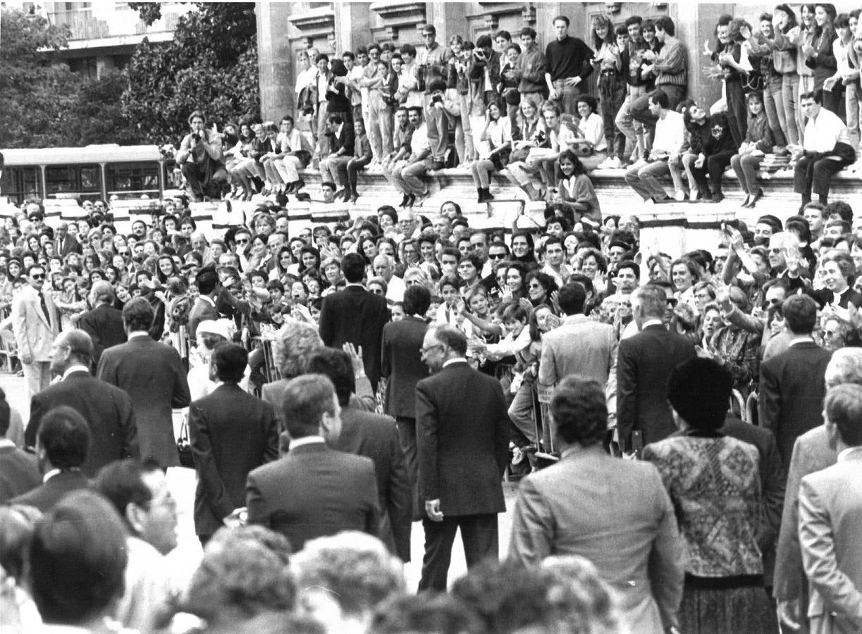 Visita de la Reina Isabel II y el Duque de Edimburgo a Sevilla en 1988
