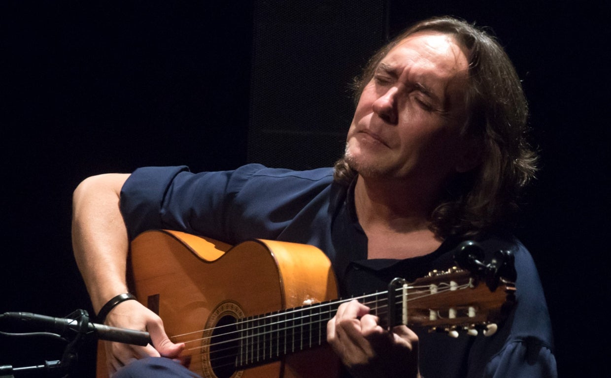 Vicente Amigo durante el concierto en el teatro de la Maestranza