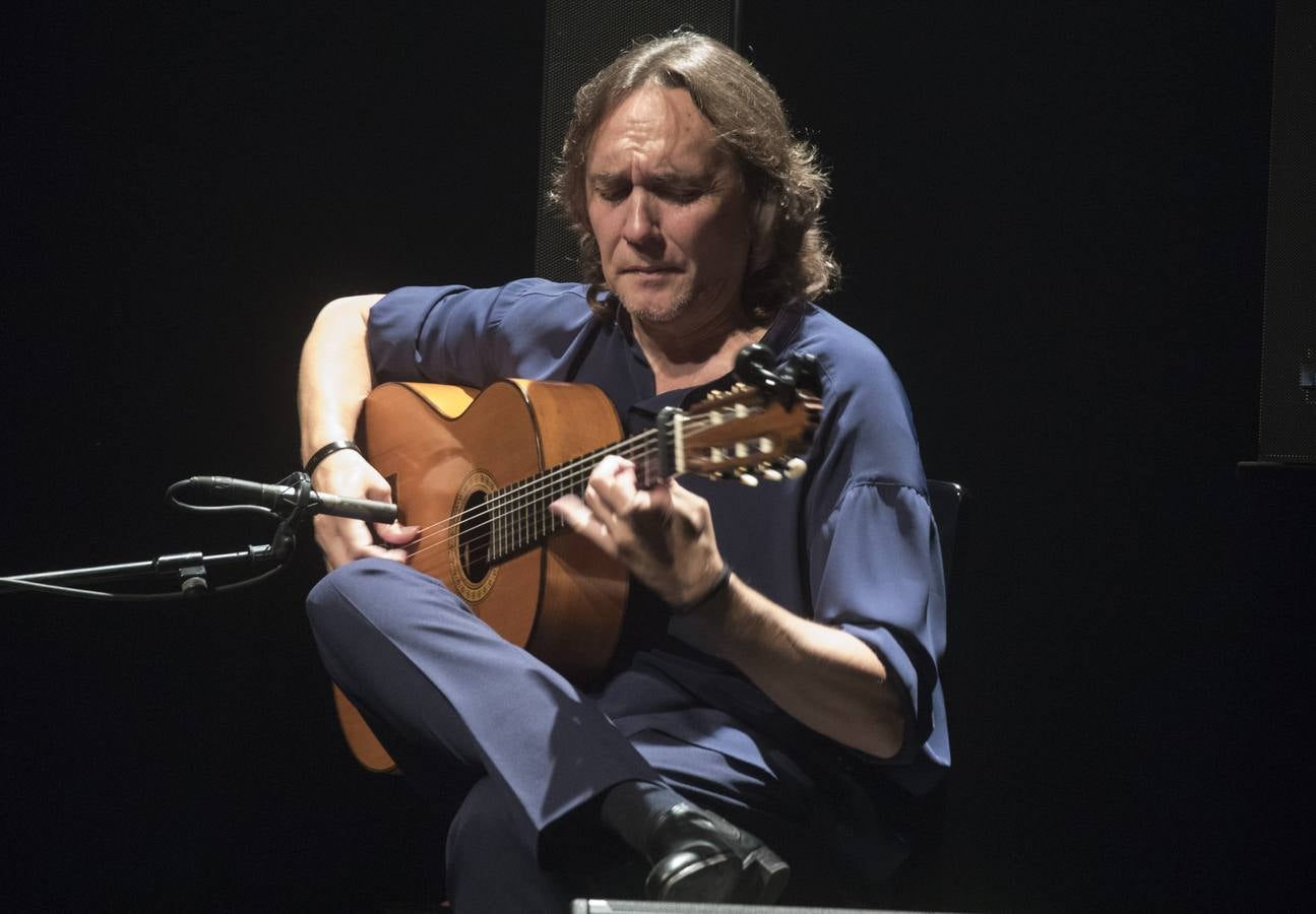 Vicente Amigo, durante su actuación en el Teatro de la Maestranza de Sevilla