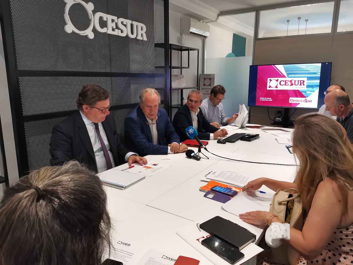 Cesur lanza un centro de innovación con empresas, startup, universidades y centros tecnológicos