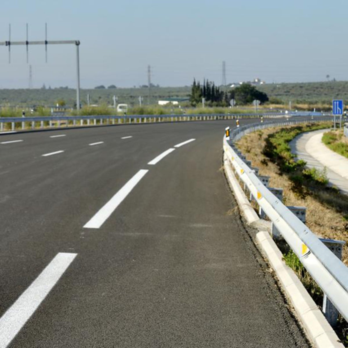 El alcalde de Sevilla califica como «desastre» la actuación del Ministerio con la SE-40 y pide acortar los plazos de obra del metro