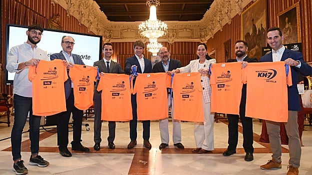 Presentación de los dorsales de la Carrera Nocturna del Guadalquivir
