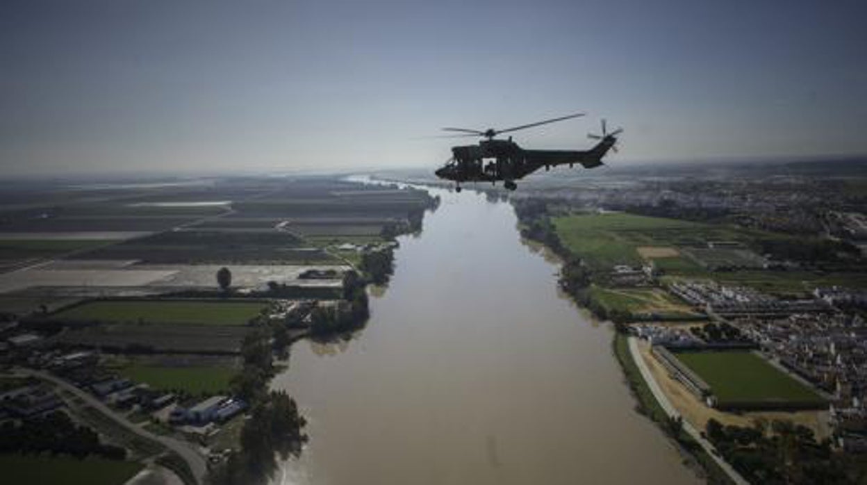 El puente de la SE-40 pone en riesgo la ubicación de la base del Copero