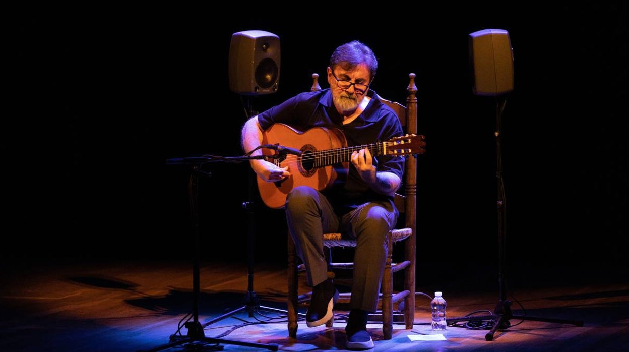 En imágenes, la guitarra de Paco Jarana en el Espacio Turina