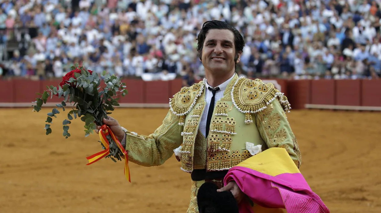 Las imágenes de la primera corrida de la Feria de San Miguel de Sevilla 2022 con Morante, Ortega y Rufo