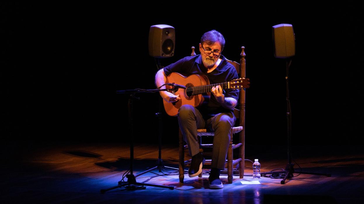 Paco Jarana, el guitarrista que merecen tus días grises