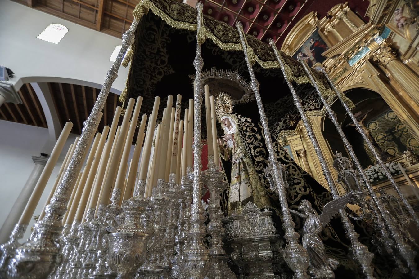 El barrio sevillano del Cerro del Águila se prepara para la salida extraordinaria de la Virgen de los Dolores