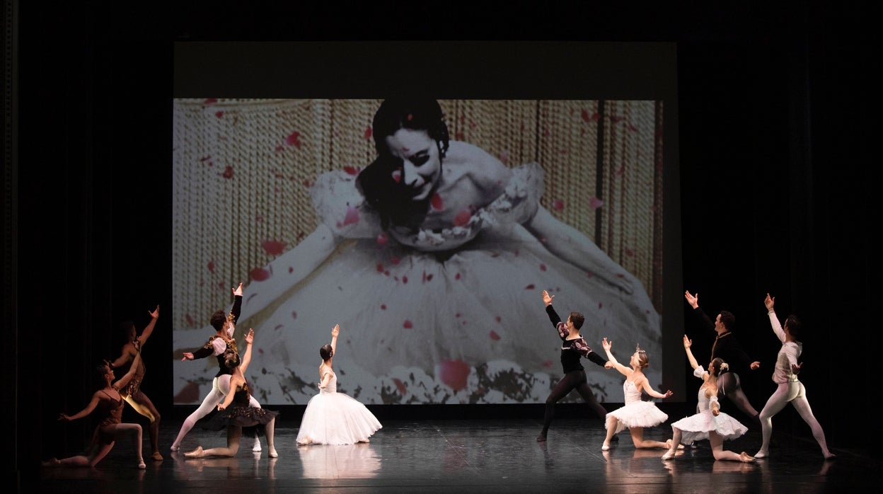 Una gala homenaje a Alicia Alonso inaugura la temporada del Maestranza