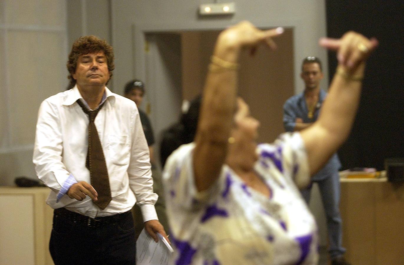 Durante el ensayo de uno de los espectáculos que se ofrecían en su teatro