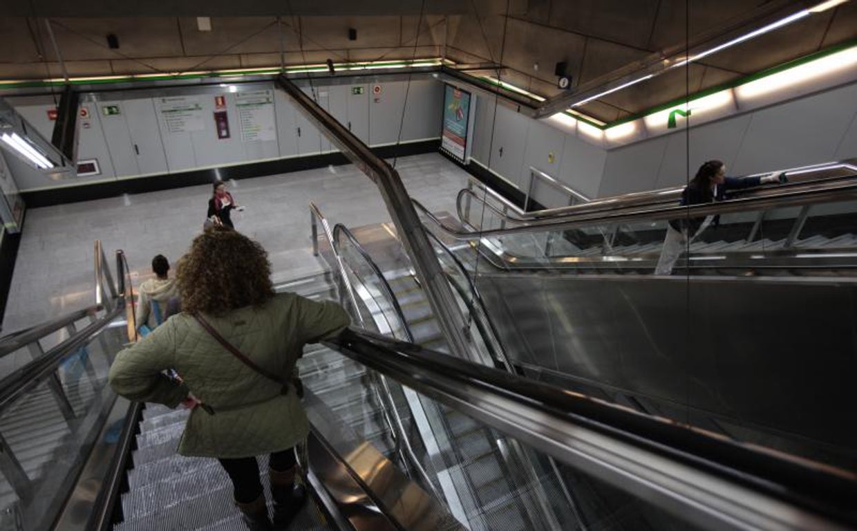 Estación del metro de la Pueta de Jerez