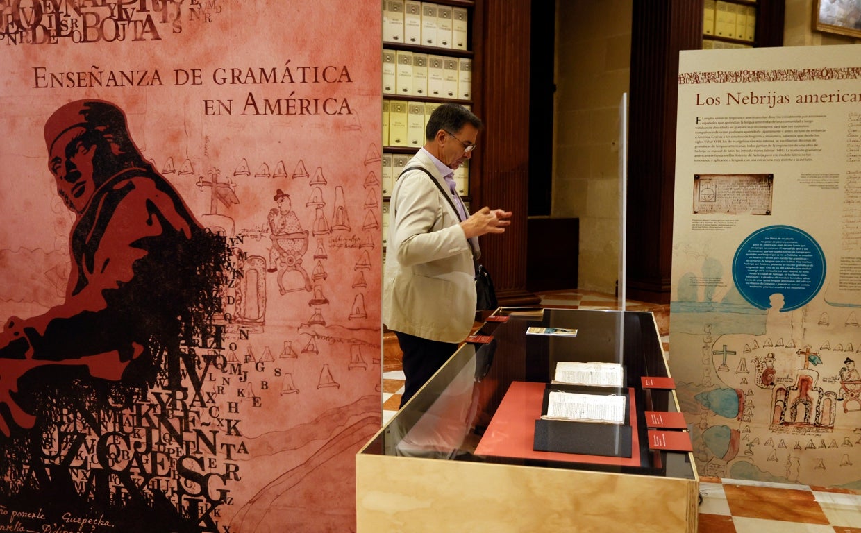 Una imagen de la exposición 'Nebrija en América' en el Archivo General de Indias