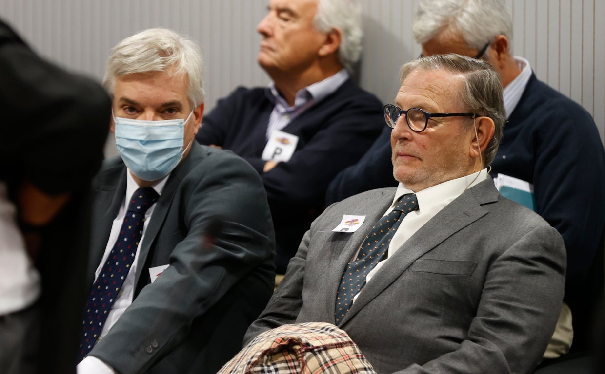 Domingo Enrique Castaño y Francisco Amores, en el banquillo de los acusados este lunes en la Audiencia Nacional