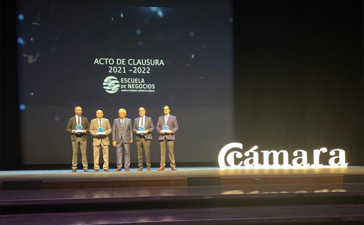 La Escuela de Negocios de la Cámara galardona a cuatro empresas por el valor que le dan a la formación de sus empleados