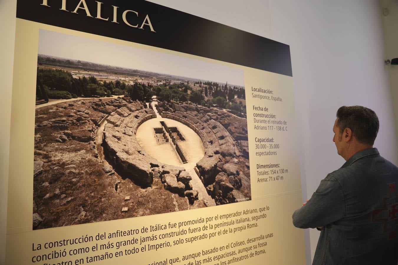 Inauguración de la exposición 'Un coloso para Itálica'.
