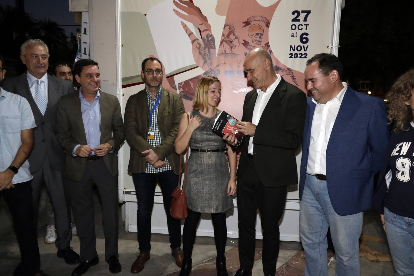 Marta Barrio recibió el I Premio Almudena Grandes