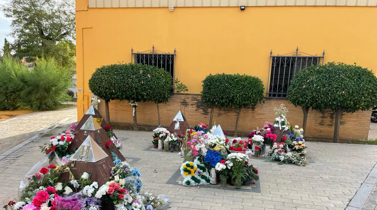Las incineraciones superan el doble de las inhumaciones en el cementerio de Sevilla
