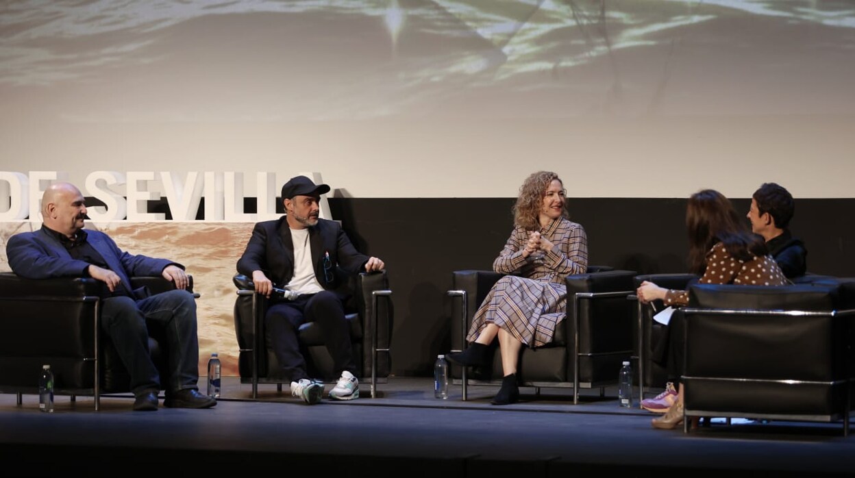 Un retrato colectivo de Carlos Saura abre el ciclo 'Voces Esenciales' del Festival de Cine de Sevilla