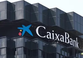 El aviso de Caixabank para los mayores de 65 años referente a las nuevas comisiones