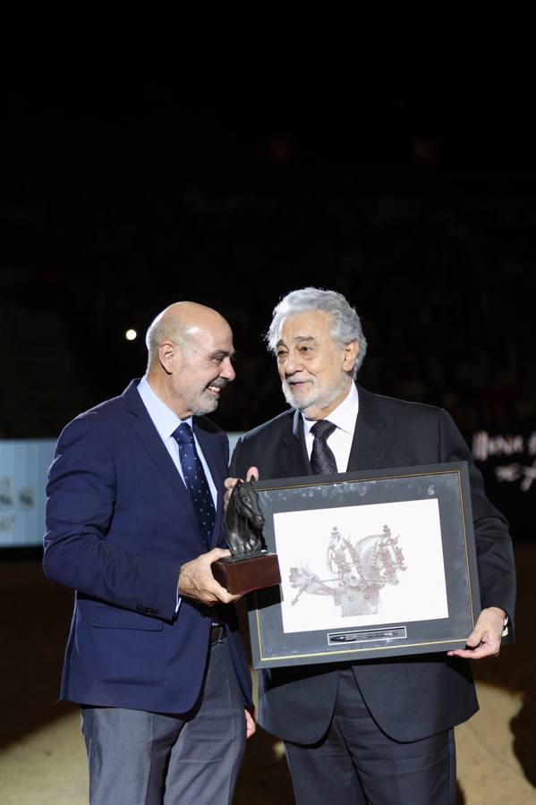 El tenor recoge su premio en el Sicab
