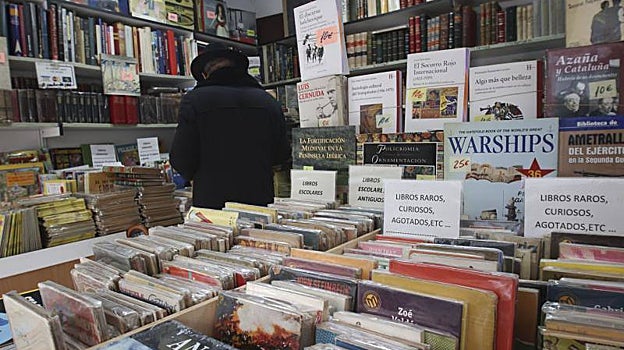 Comienza la Feria del Libro Antiguo de Sevilla con el objetivo de igualar las ventas del año pasado