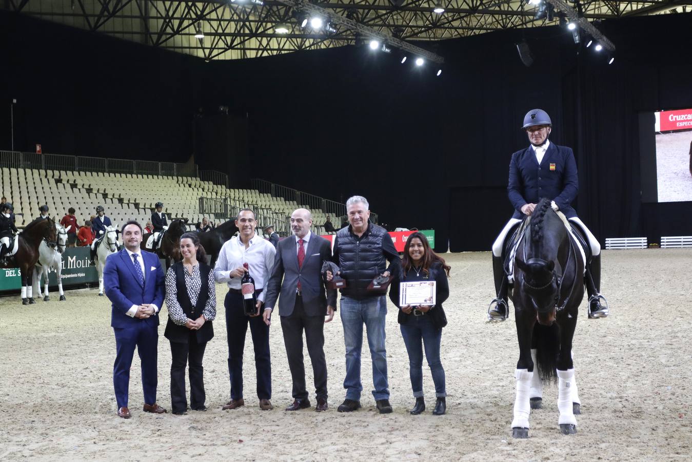 Caballistas y caballos recibieron este domingo sus premios como colofón a una gran edición de Sicab