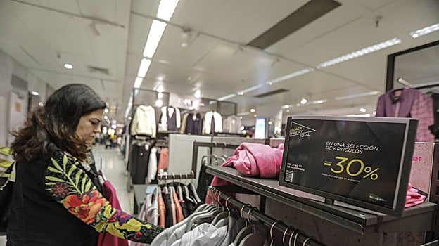 Llega el Black Friday más largo y más caro que nunca al comercio de Sevilla