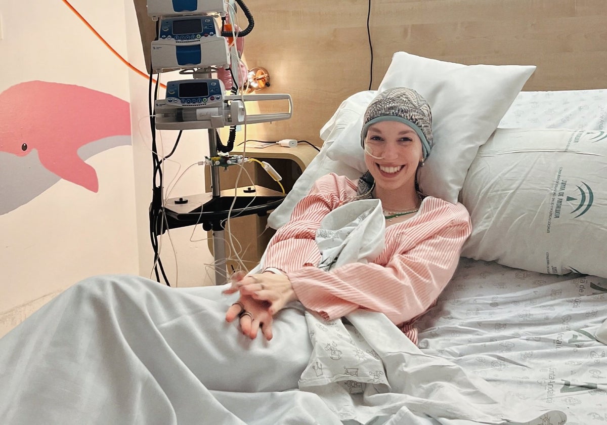 Muere Elena Huelva, la influencer sevillana que contaba su lucha contra el cáncer