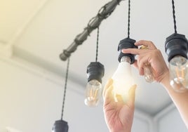 El precio de la luz cae un 9,28% este miércoles: estos son los tramos más baratos