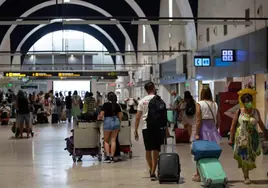 El aeropuerto de Sevilla recupera en noviembre el 96%de los viajeros que tuvo en 2019