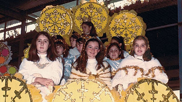 Cristina Peláez, a la derecha, cuando salió en la cabalgata