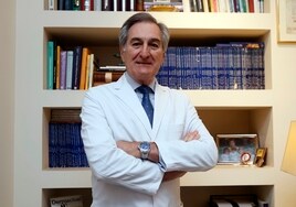 Julián Conejo Mir : «En cuatro o cinco años, un robot y no un médico será el primero que atienda a un paciente en el hospital»