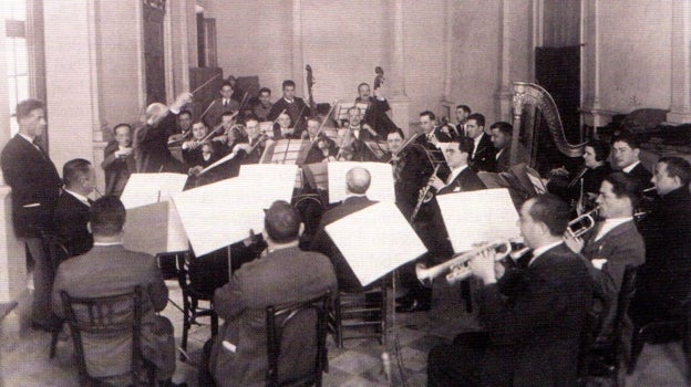 Ensayo de Manuel de Falla con la Orquesta Bética de Cámara