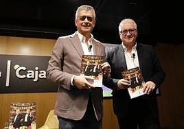 Manolo Casal y Modesto Barragán trasladan a Sevilla su pasión por el carnaval de Cádiz