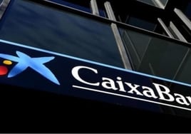 La decisión de Caixabank con sus clientes de mayor edad que tiene que ver con la banca online